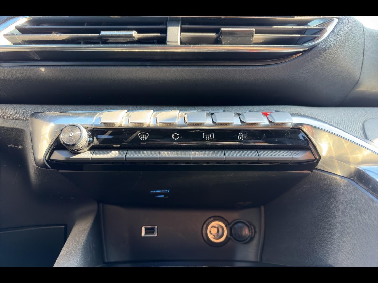 Image PEUGEOT 3008 1.5 BlueHDi 130ch S&S Allure Pack EAT8