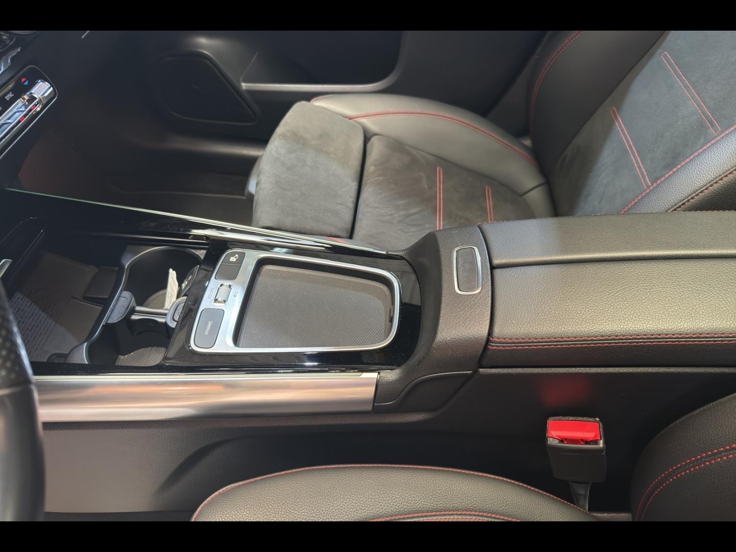 Image MERCEDES-BENZ Classe B 200d 150ch AMG Line 8G-DCT