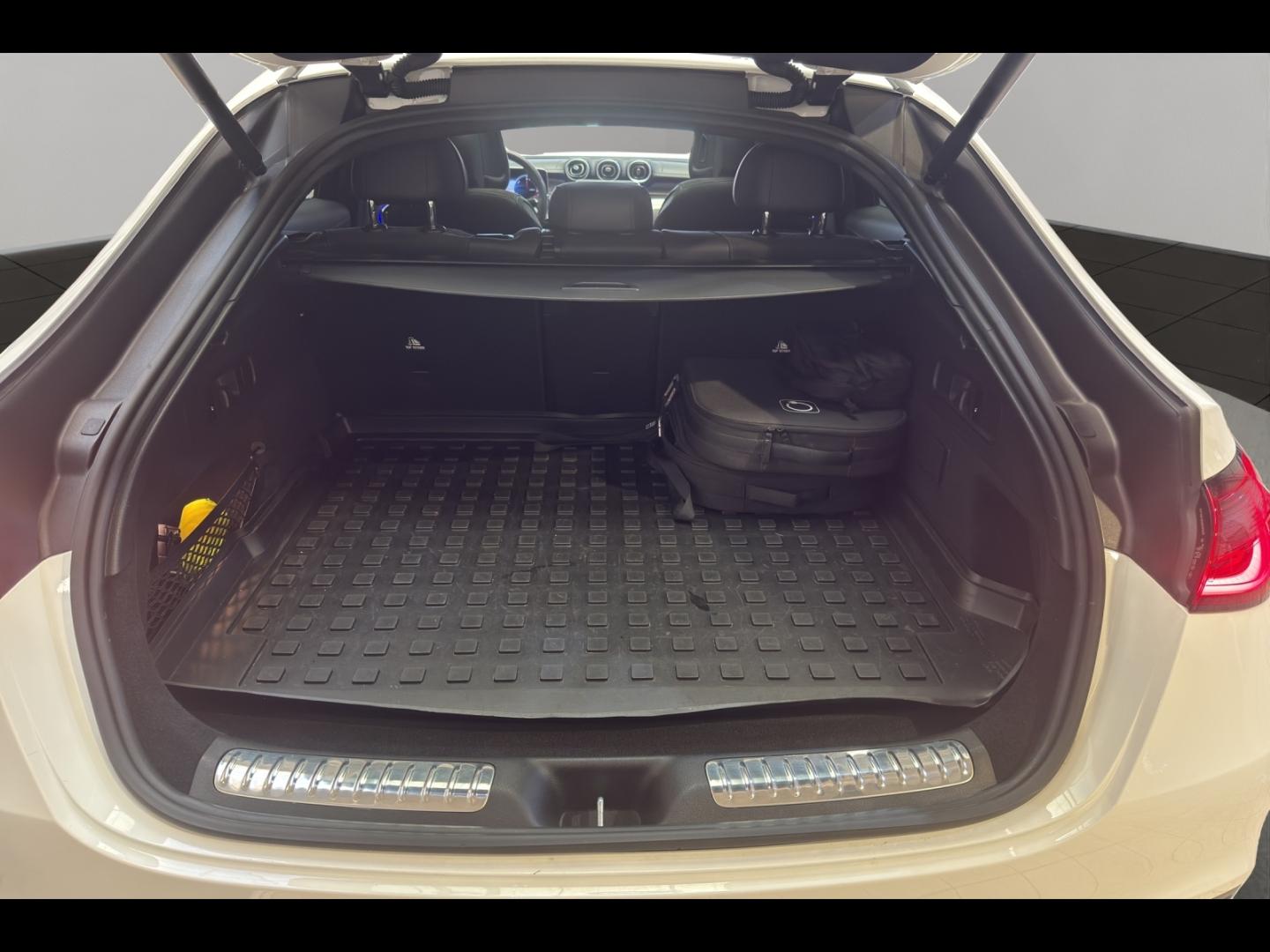 Image MERCEDES-BENZ GLC Coupé 300 e Hybrid 204+136ch AMG Line 4Matic 9G-Tronic