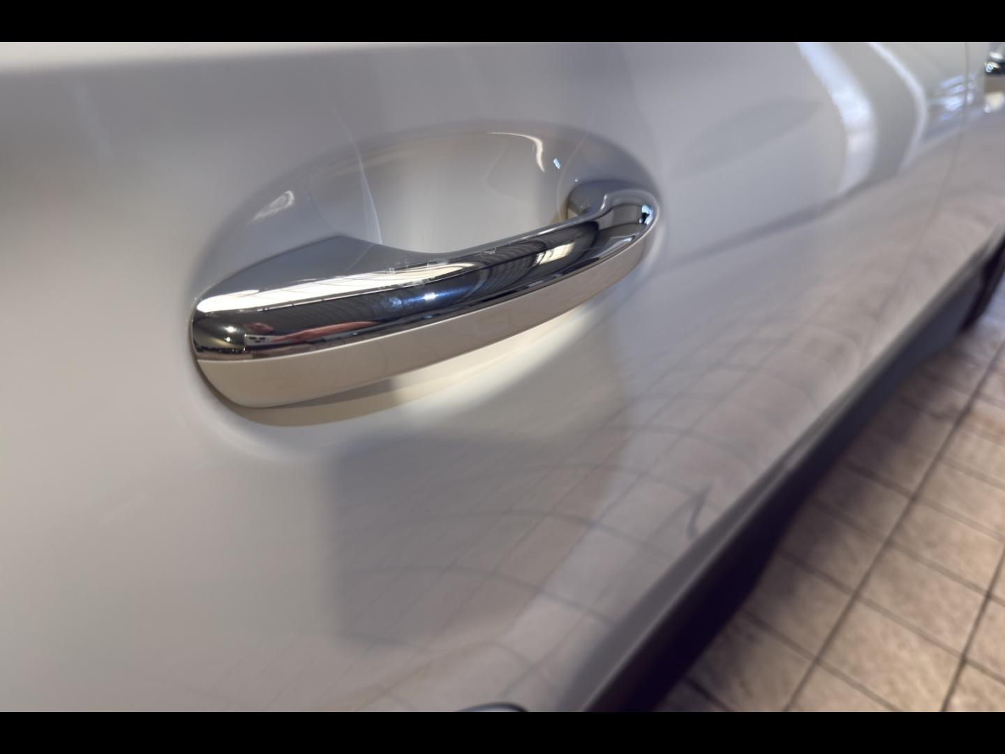 Image MERCEDES-BENZ GLC Coupé 300 e Hybrid 204+136ch AMG Line 4Matic 9G-Tronic