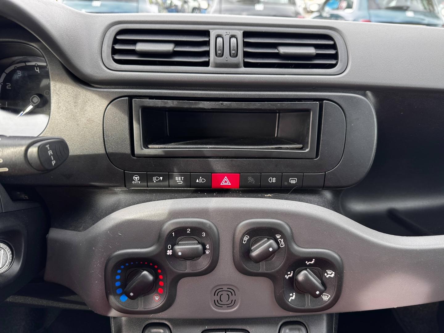 Image FIAT Panda 1.2 8v 69ch Pop