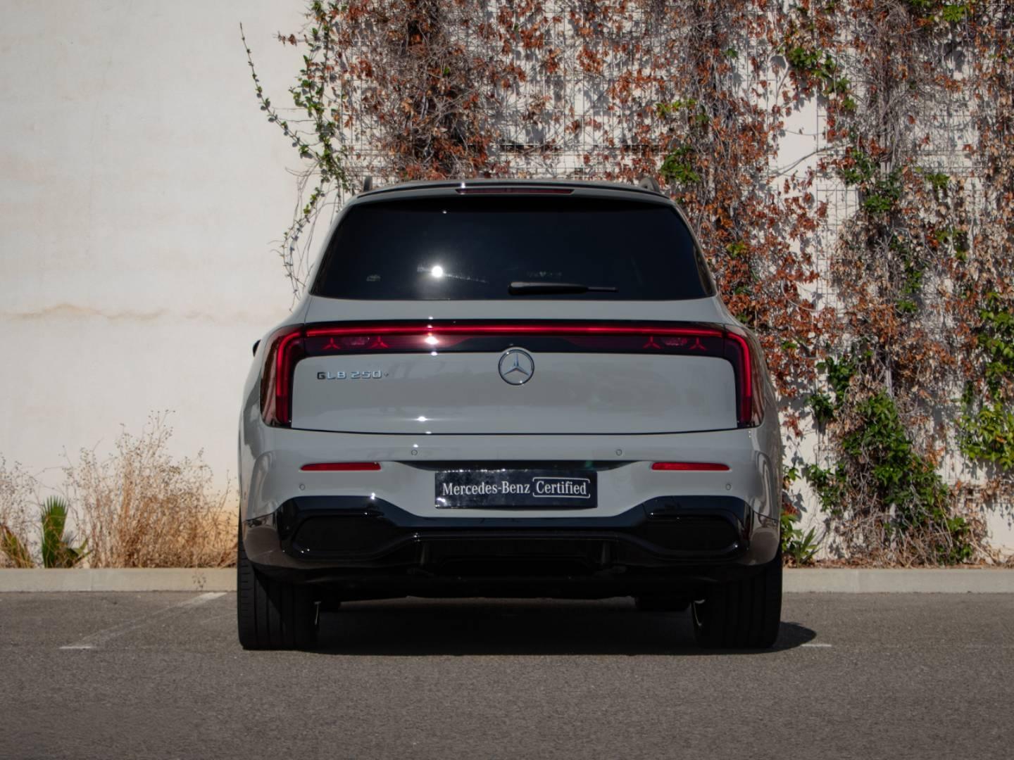 Image MERCEDES-BENZ GLB 250 EQ 272ch Launch Edition