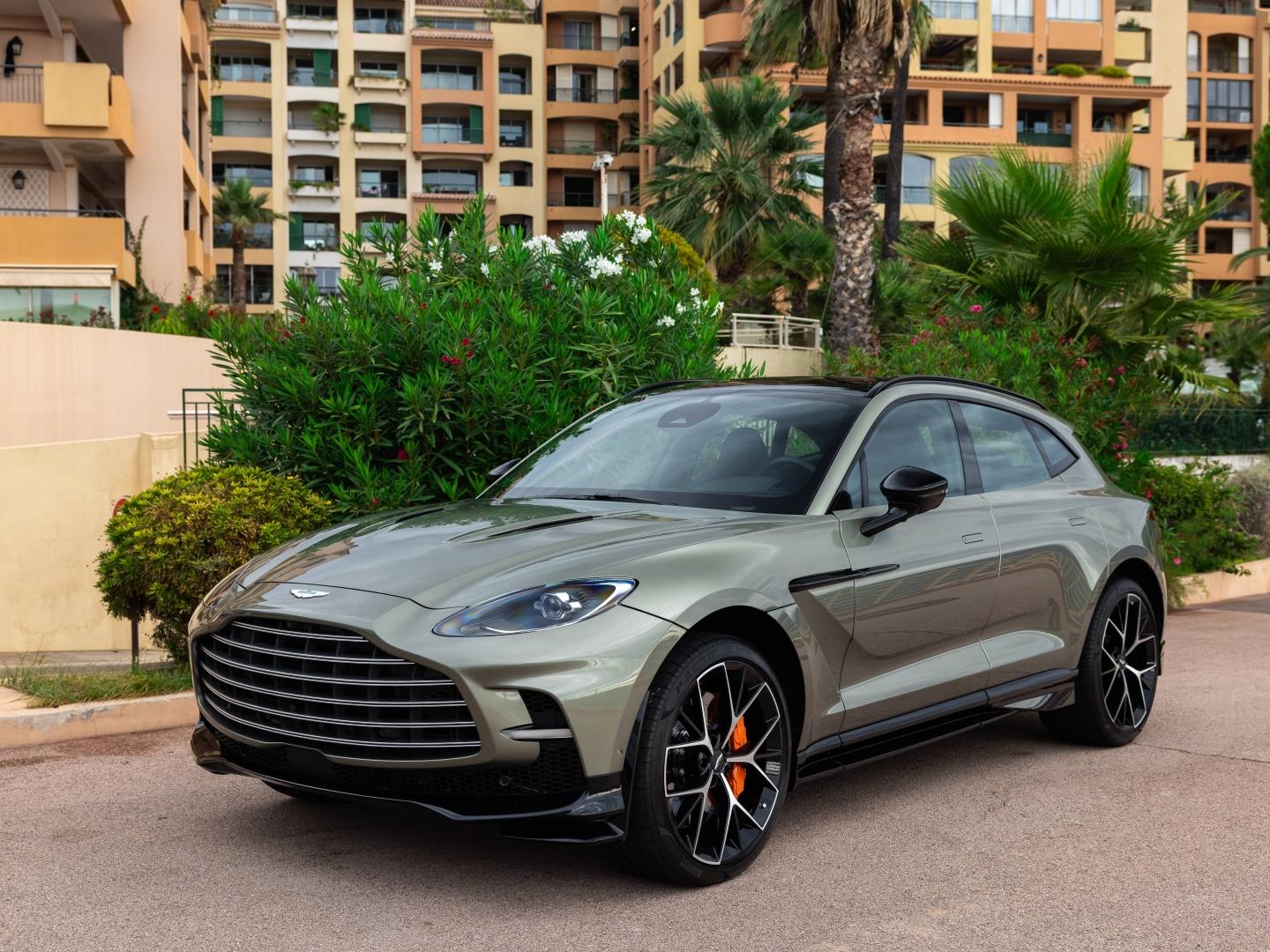 Photo ASTON MARTIN DBX 4.0 V8 biturbo 707ch BVA9