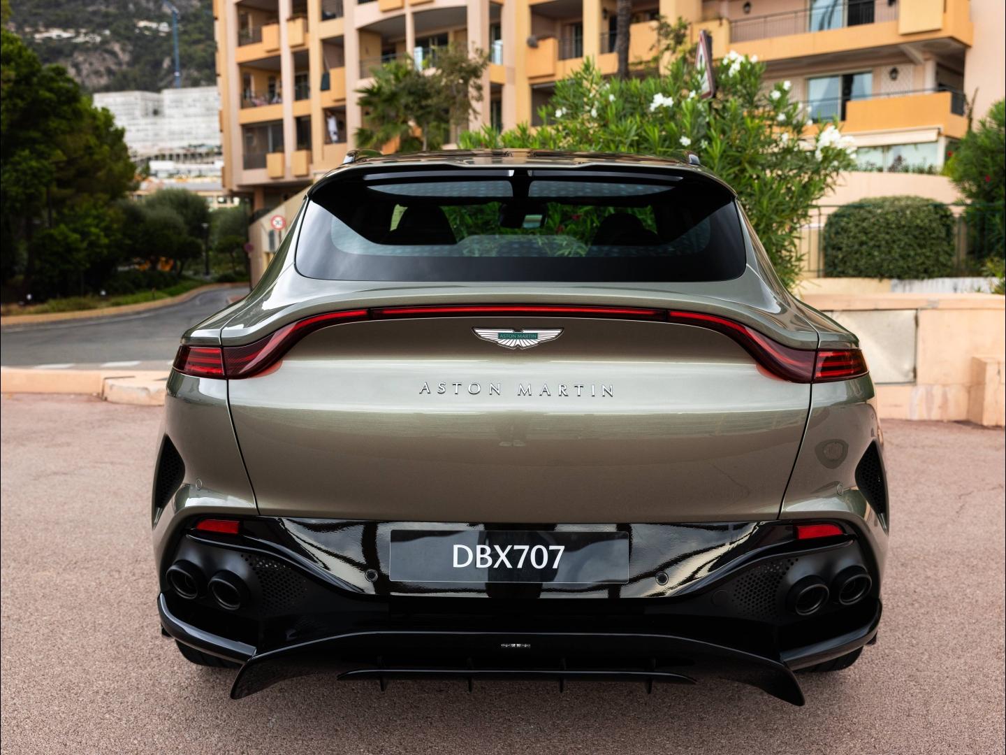 Image ASTON MARTIN DBX 4.0 V8 biturbo 707ch BVA9