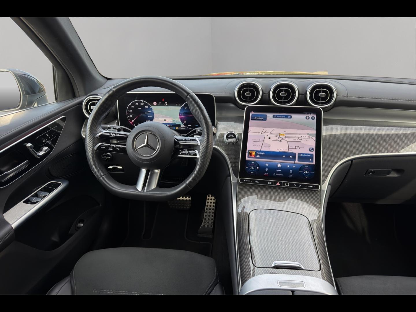 Image MERCEDES-BENZ GLC 220 d 197ch AMG Line 4Matic 9G-Tronic