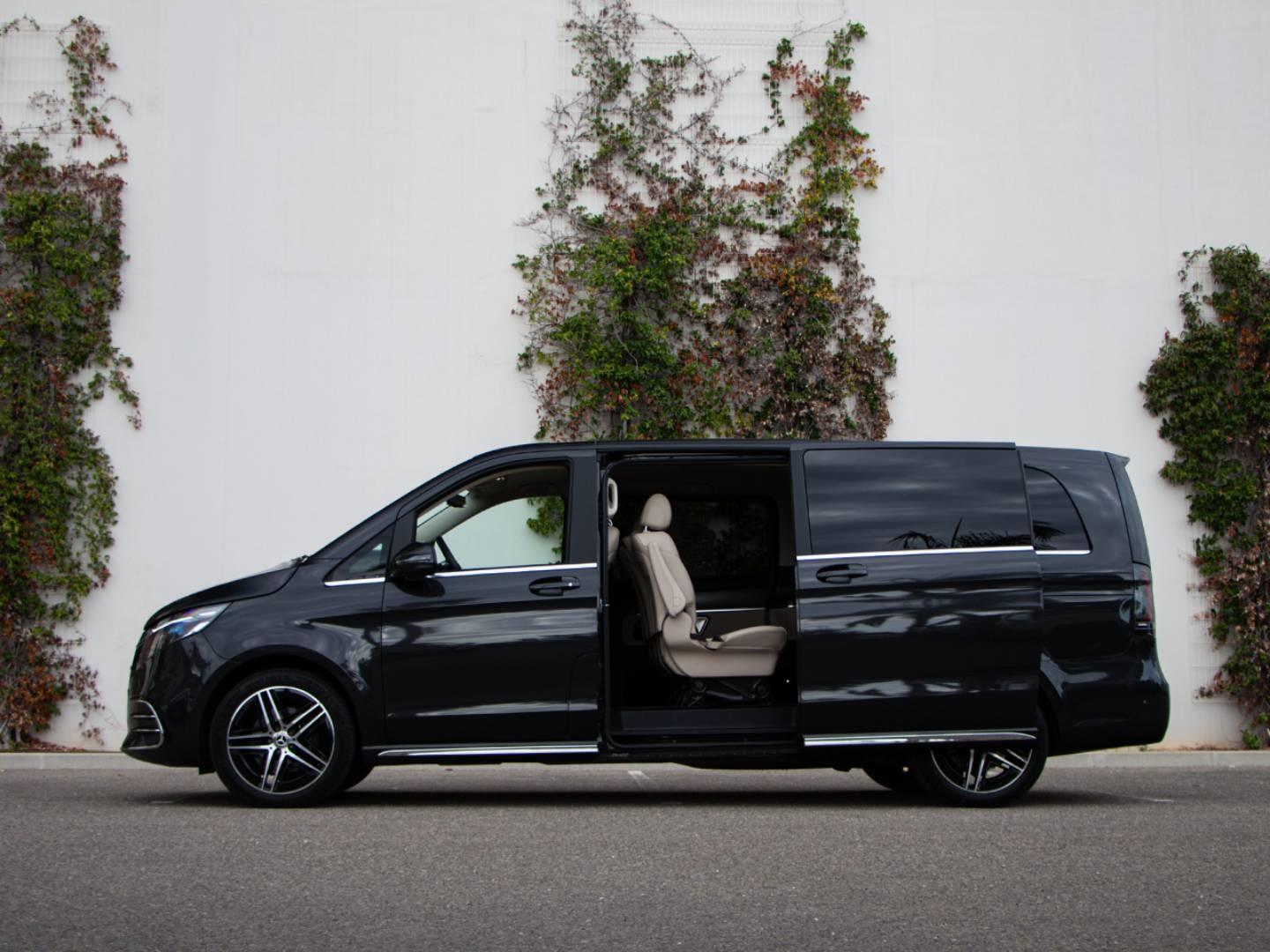 Image MERCEDES-BENZ Classe V 300 d Extra-Long Avantgarde Intégrale 9G-Tronic