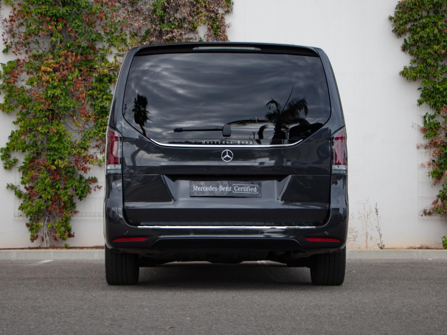 Image MERCEDES-BENZ Classe V 300 d Extra-Long Avantgarde Intégrale 9G-Tronic
