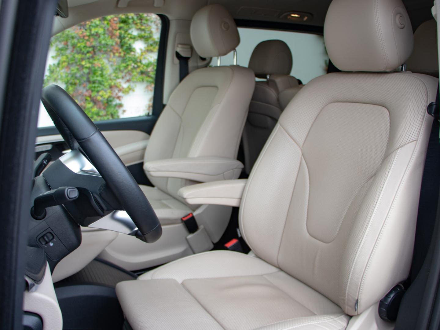 Image MERCEDES-BENZ Classe V 300 d Extra-Long Avantgarde Intégrale 9G-Tronic