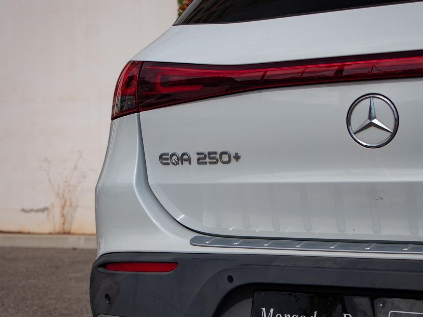Image MERCEDES-BENZ EQA 250+ 190ch Progressive Line