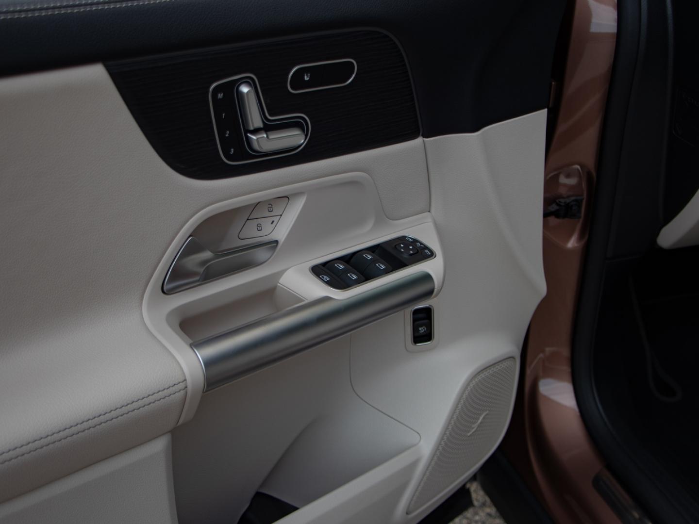 Image MERCEDES-BENZ EQA 250+ 190ch Progressive Line