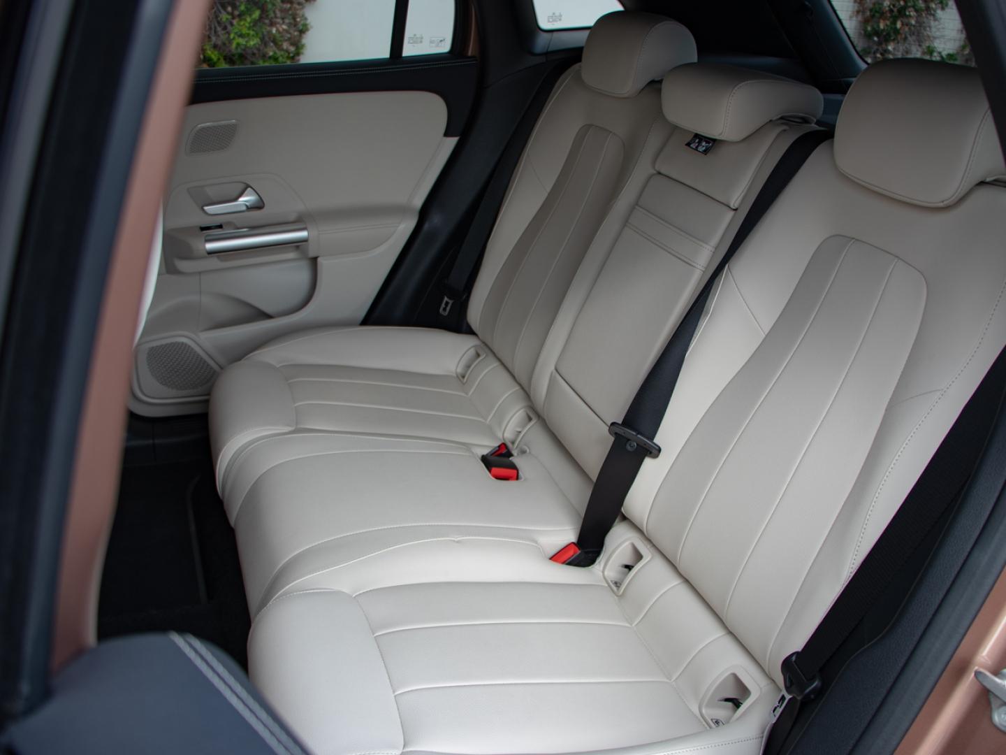 Image MERCEDES-BENZ EQA 250+ 190ch Progressive Line