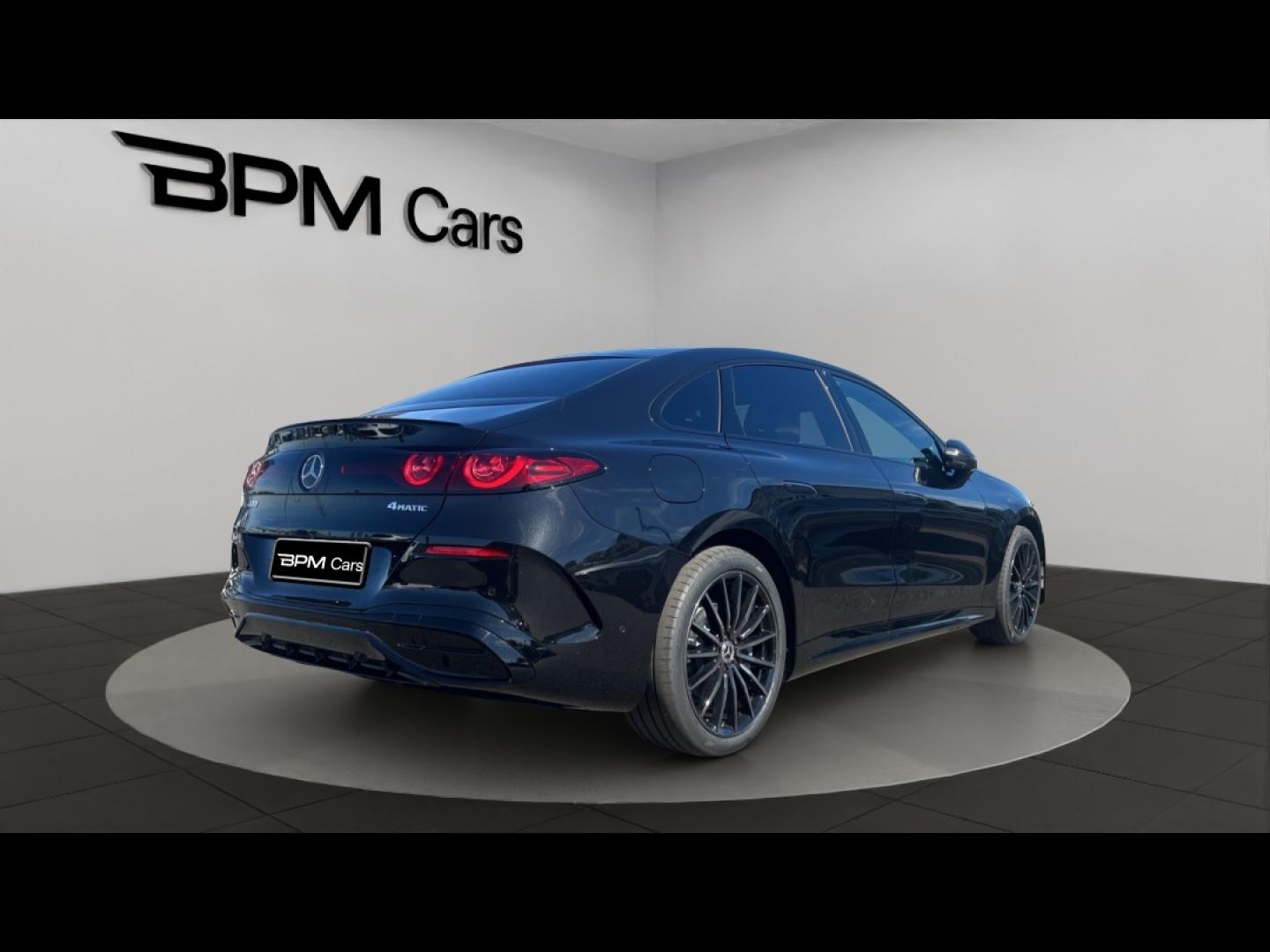 Image MERCEDES-BENZ Classe C 400 489ch 94,5kWh AMG Line 4Matic