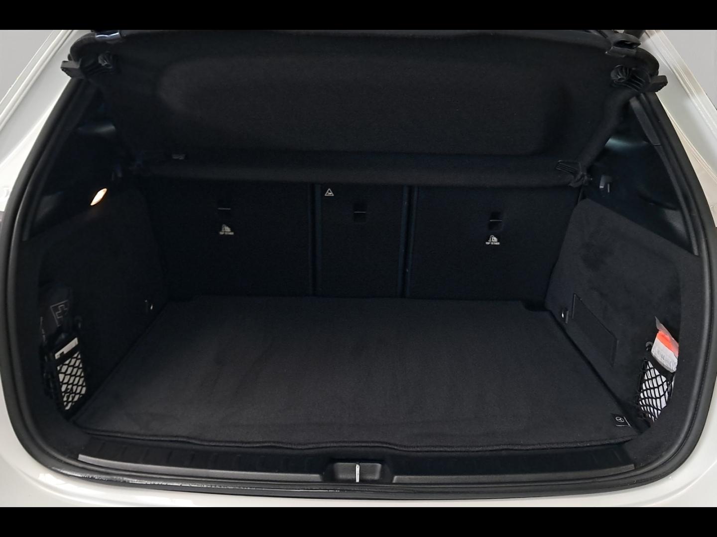 Image MERCEDES-BENZ GLA 200 163ch AMG Line 7G-DCT
