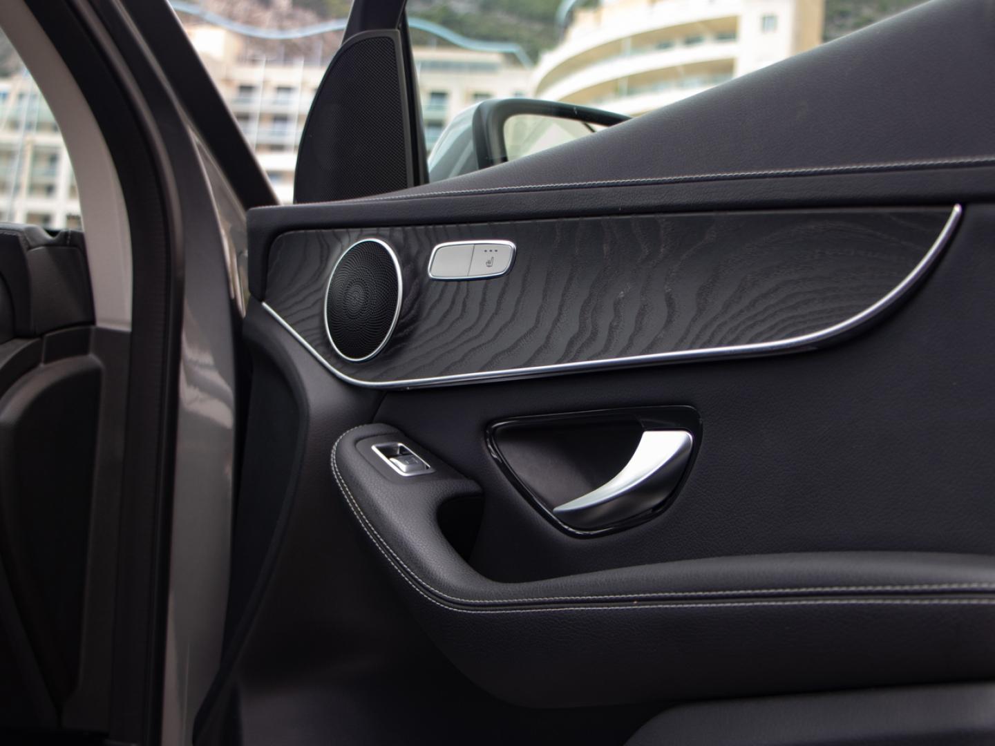 Image MERCEDES-BENZ GLC 300 e 211+122ch Avantgarde Line 4Matic 9G-Tronic Euro6d-T-EVAP-ISC