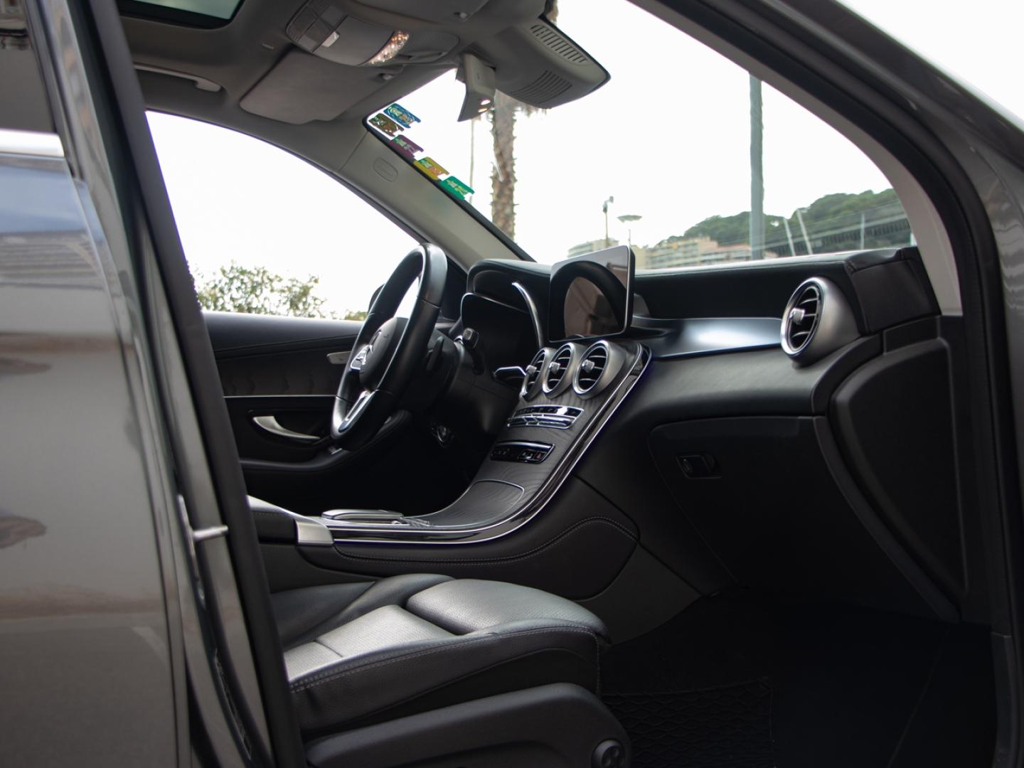 Image MERCEDES-BENZ GLC 300 e 211+122ch Avantgarde Line 4Matic 9G-Tronic Euro6d-T-EVAP-ISC