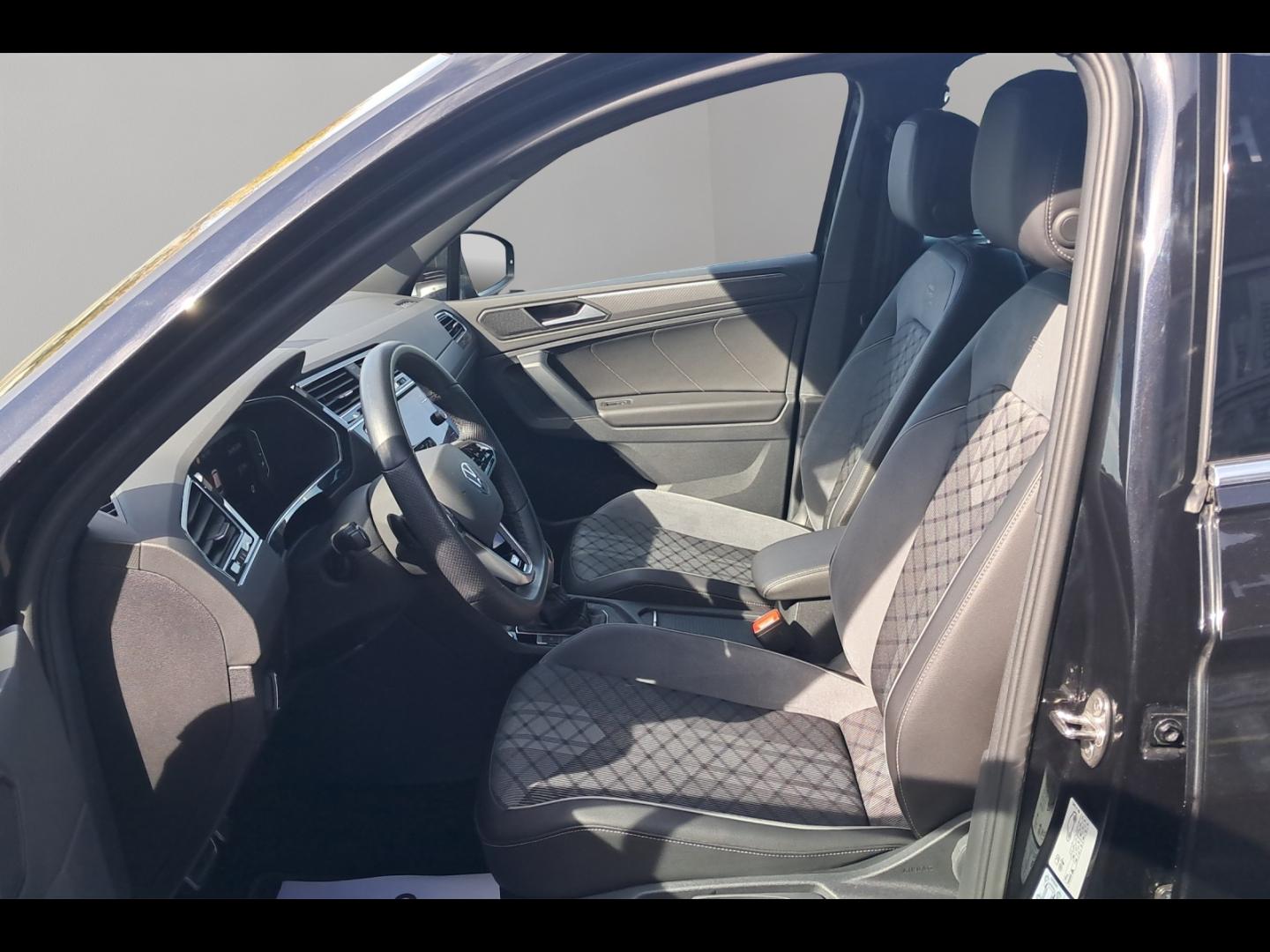 Image VOLKSWAGEN Tiguan 1.4 eHybrid 245ch R-Line DSG6