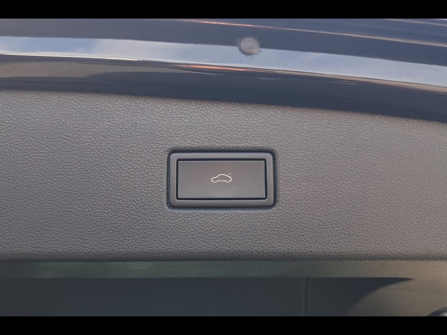 Image VOLKSWAGEN Tiguan 1.4 eHybrid 245ch R-Line DSG6