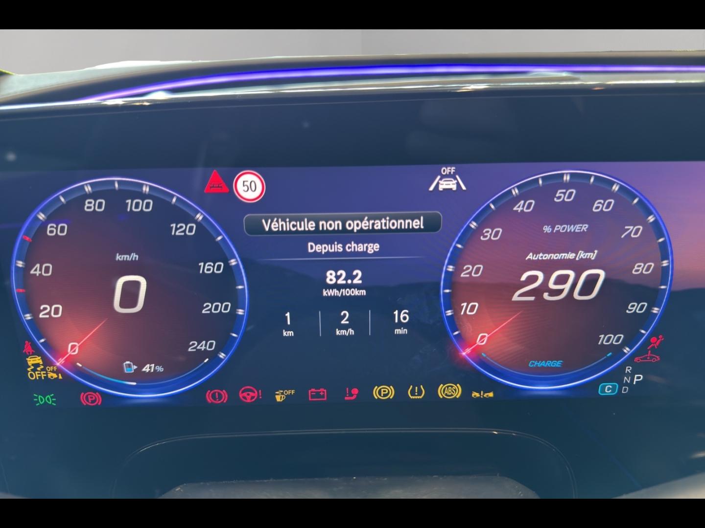 Image MERCEDES-BENZ Classe C 400 489ch 94,5kWh AMG Line 4Matic