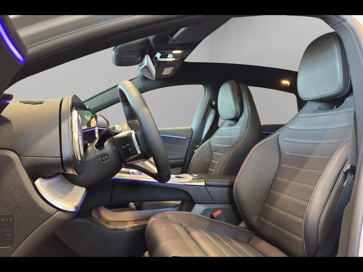 Image MERCEDES-BENZ Classe C 400 489ch 94,5kWh AMG Line 4Matic