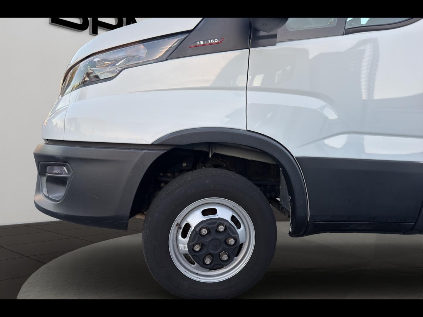 Image IVECO Daily CCb 35C16H3.0 Empattement 3750
