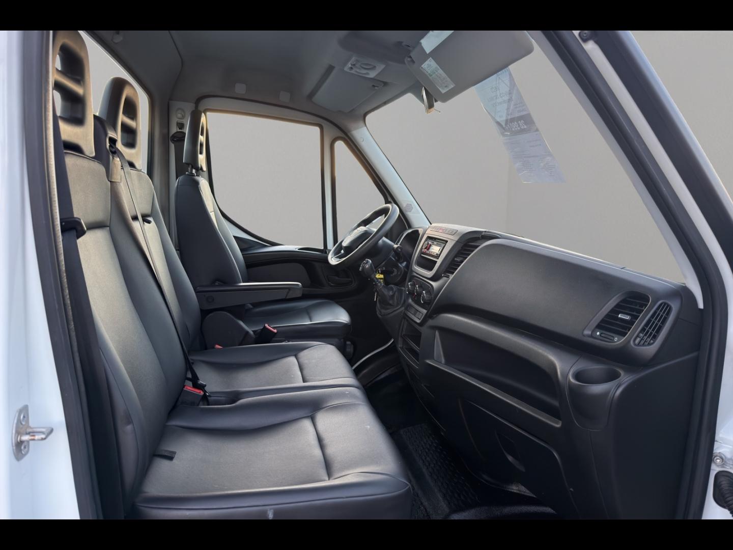 Image IVECO Daily CCb 35C16H3.0 Empattement 3750