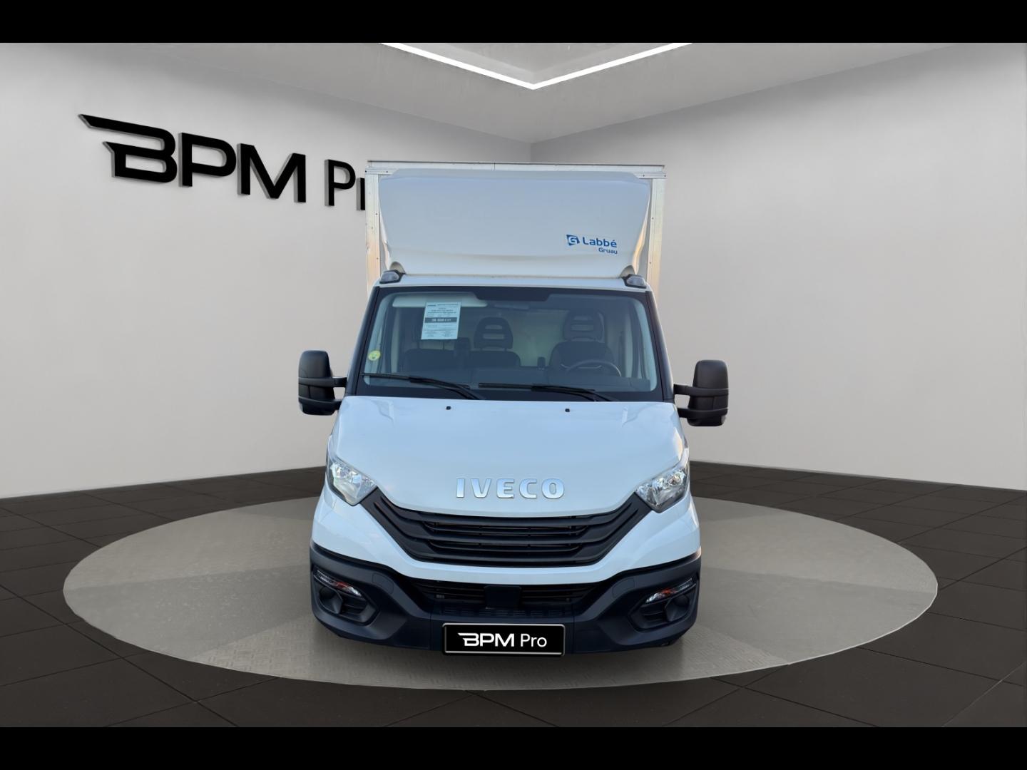 Image IVECO Daily CCb 35C16H3.0 empattement 4100 Caisse et Hayon