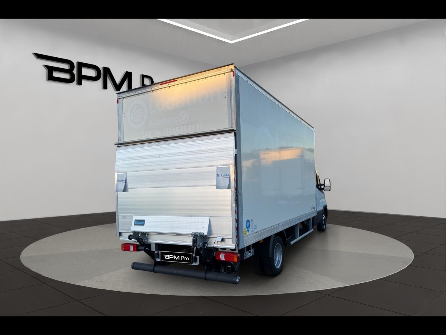 Image IVECO Daily CCb 35C16H3.0 empattement 4100 Caisse et Hayon