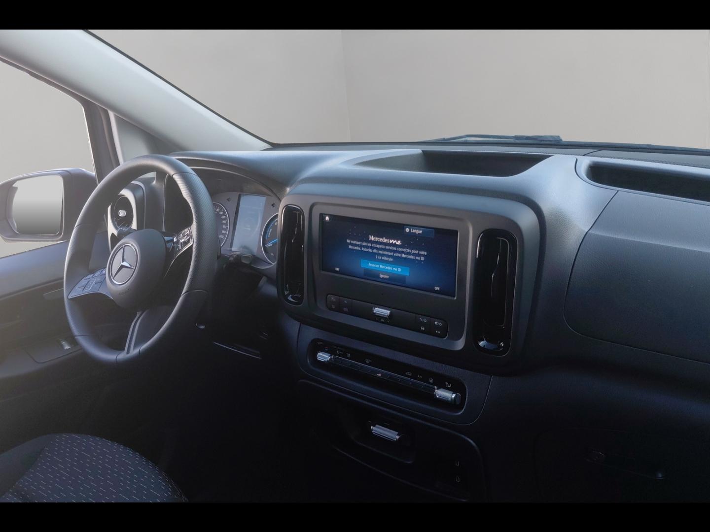 Image MERCEDES-BENZ Vito Fg eVito 112 116ch Long batterie 60 kWh