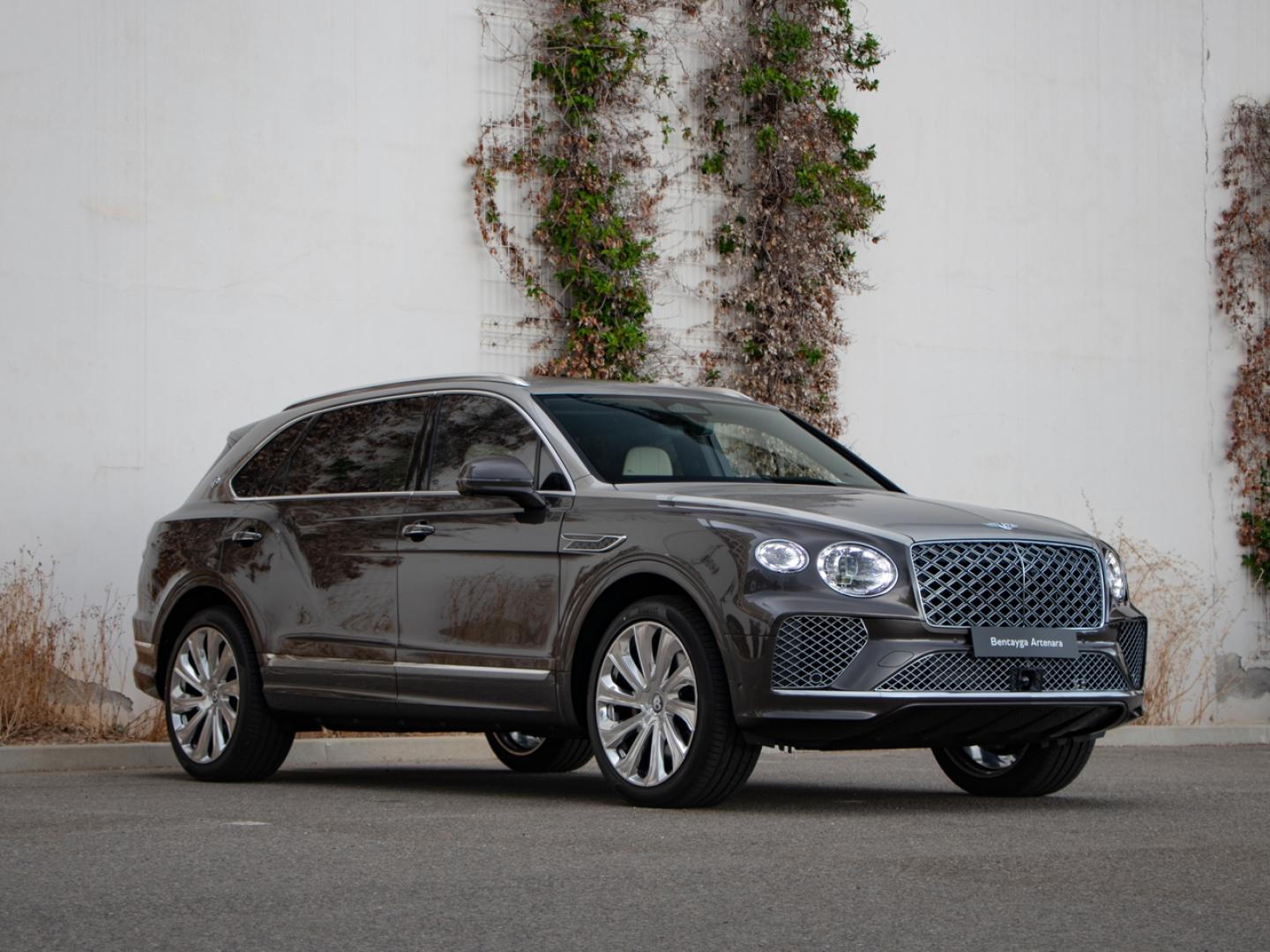 Image BENTLEY BENTAYGA EWB Artenara V8 4.0 550ch