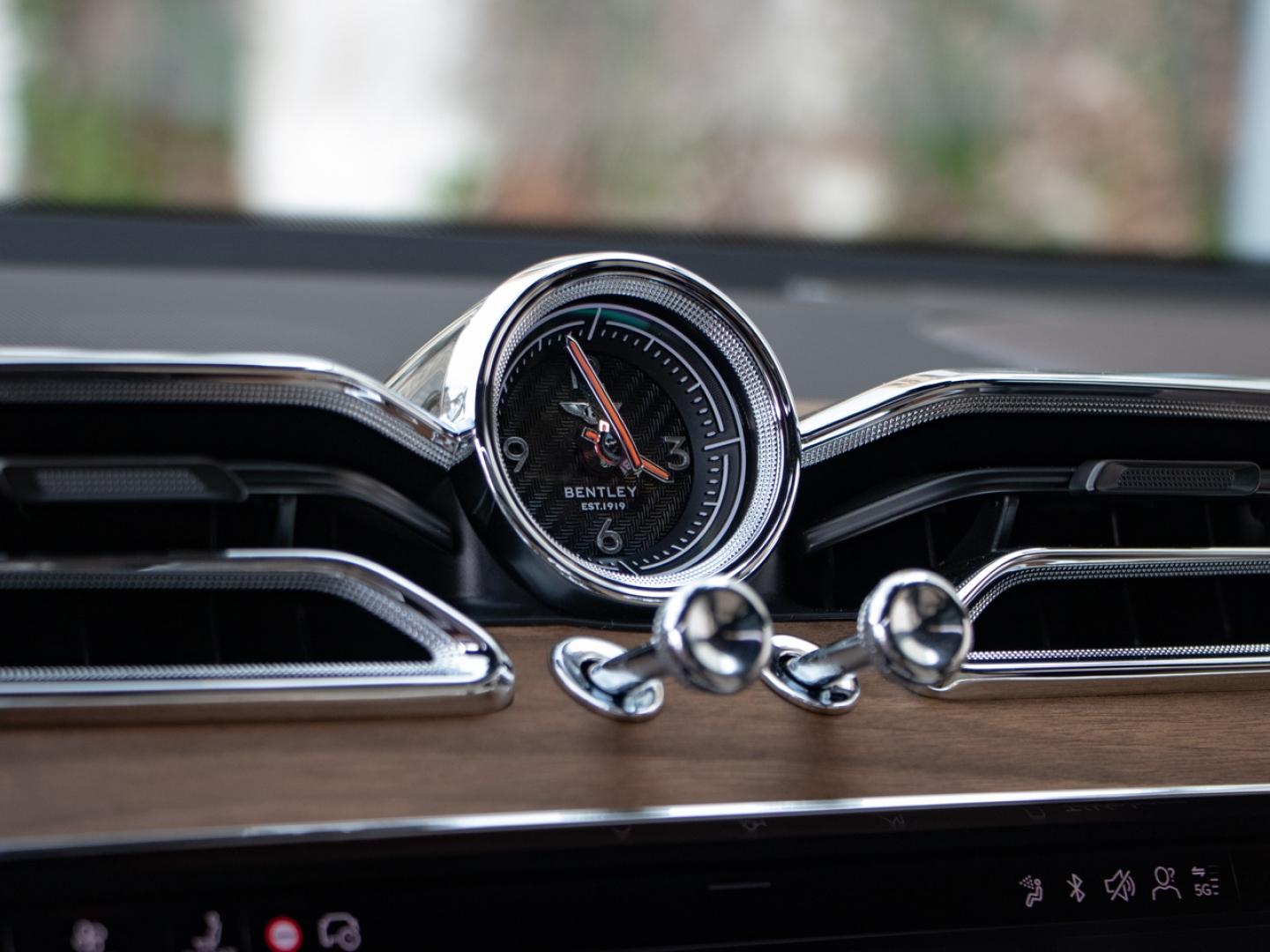 Image BENTLEY BENTAYGA EWB Artenara V8 4.0 550ch