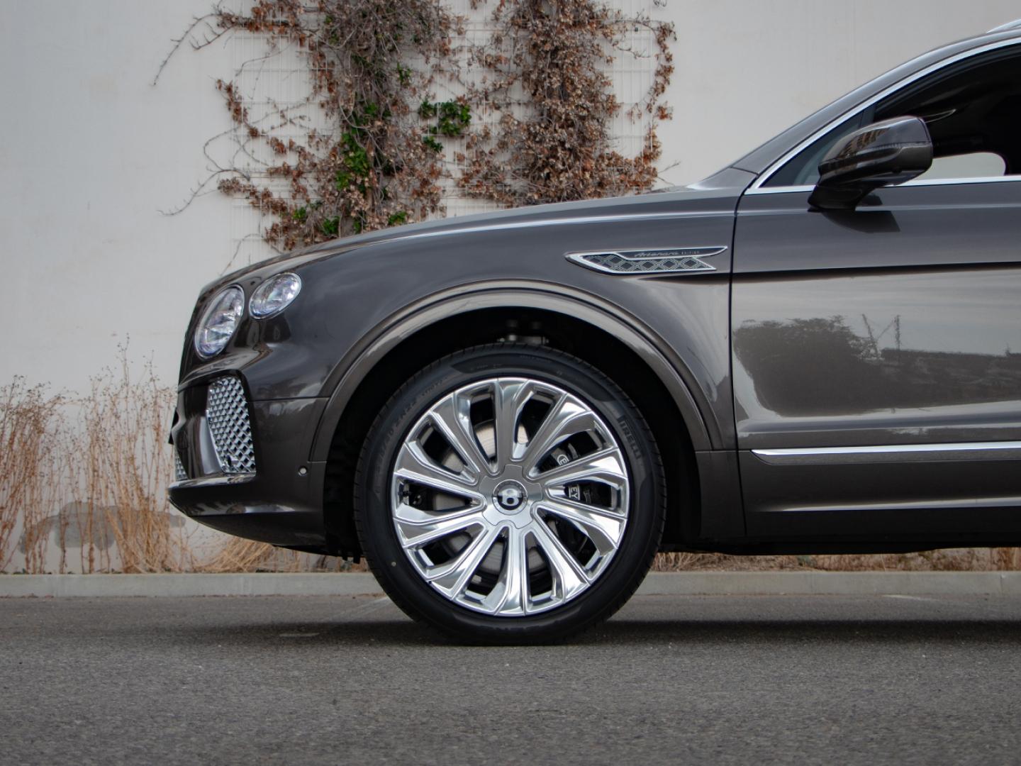 Image BENTLEY BENTAYGA EWB Artenara V8 4.0 550ch