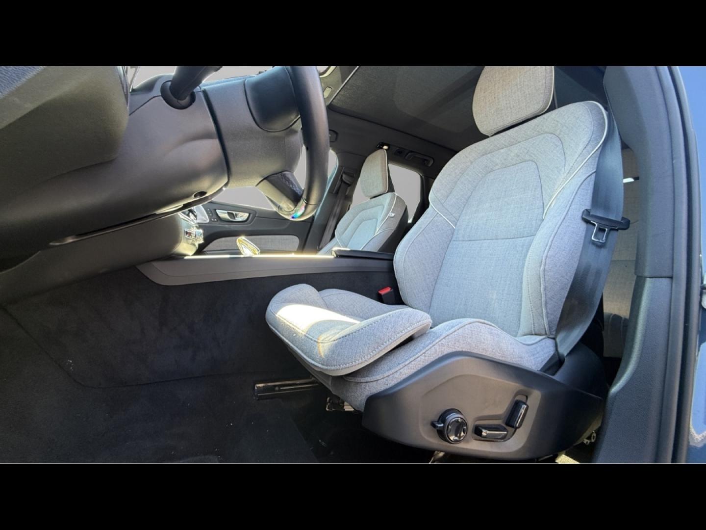 Image VOLVO XC60 T6 AWD 253 + 145ch Utimate Style Chrome Geartronic