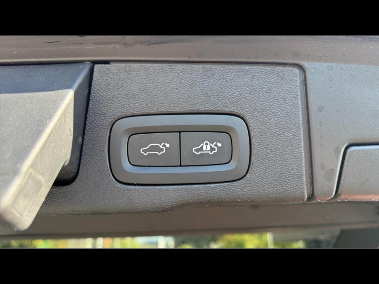 Image VOLVO XC60 T6 AWD 253 + 145ch Utimate Style Chrome Geartronic