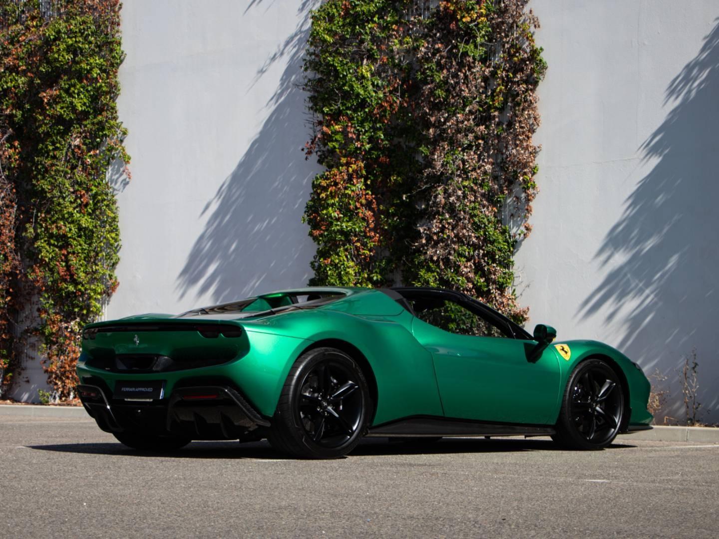 Image FERRARI 296 GTS Spider