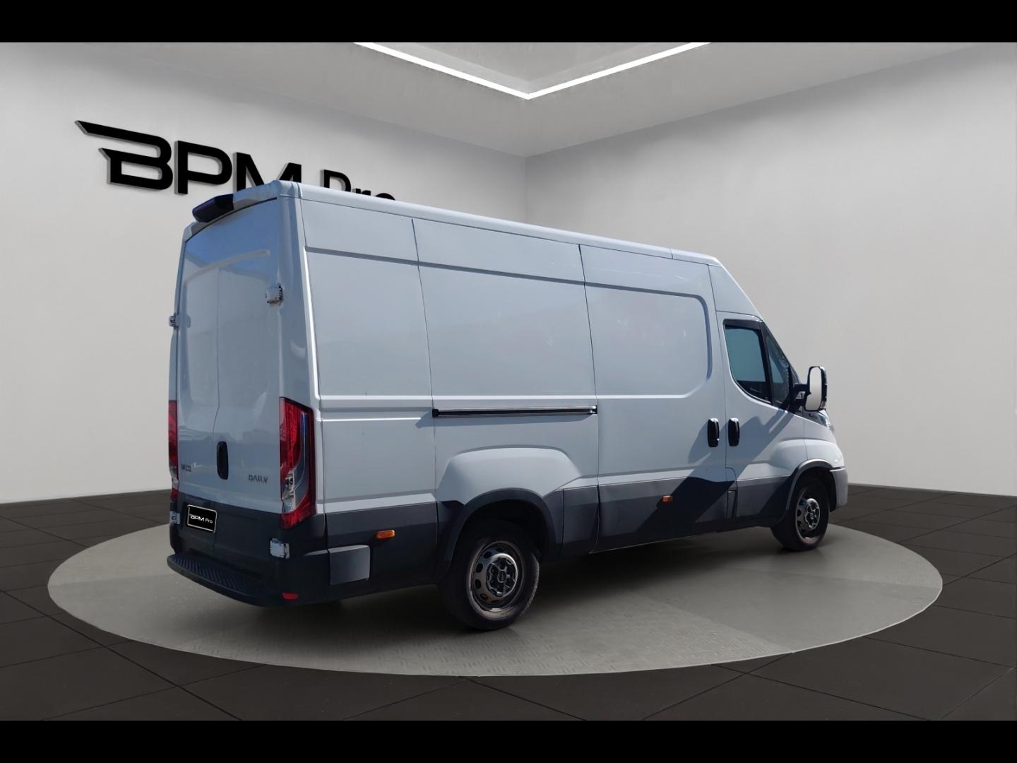 Image IVECO Daily 35S Fg 35S14 2.3 V12