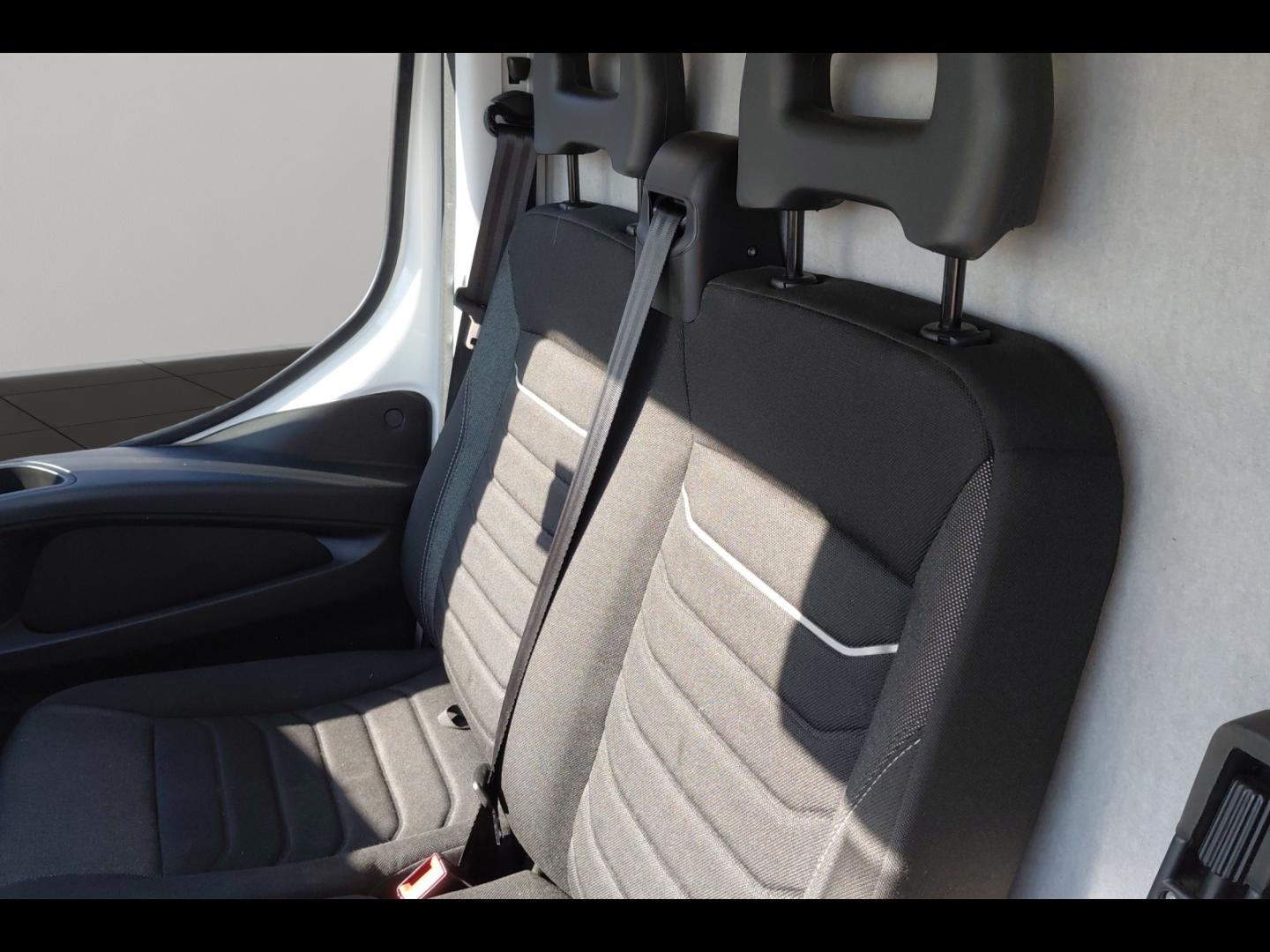 Image IVECO Daily 35S Fg 35S14 2.3 V12