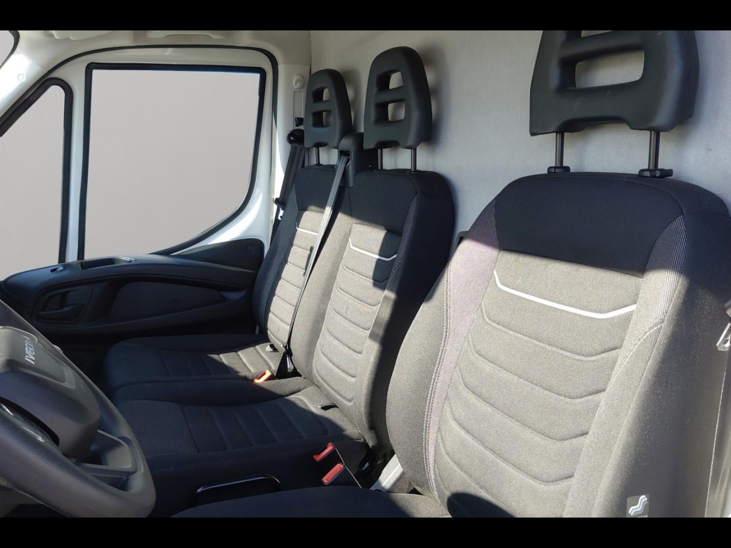 Image IVECO Daily 35S Fg 35S14 2.3 V12