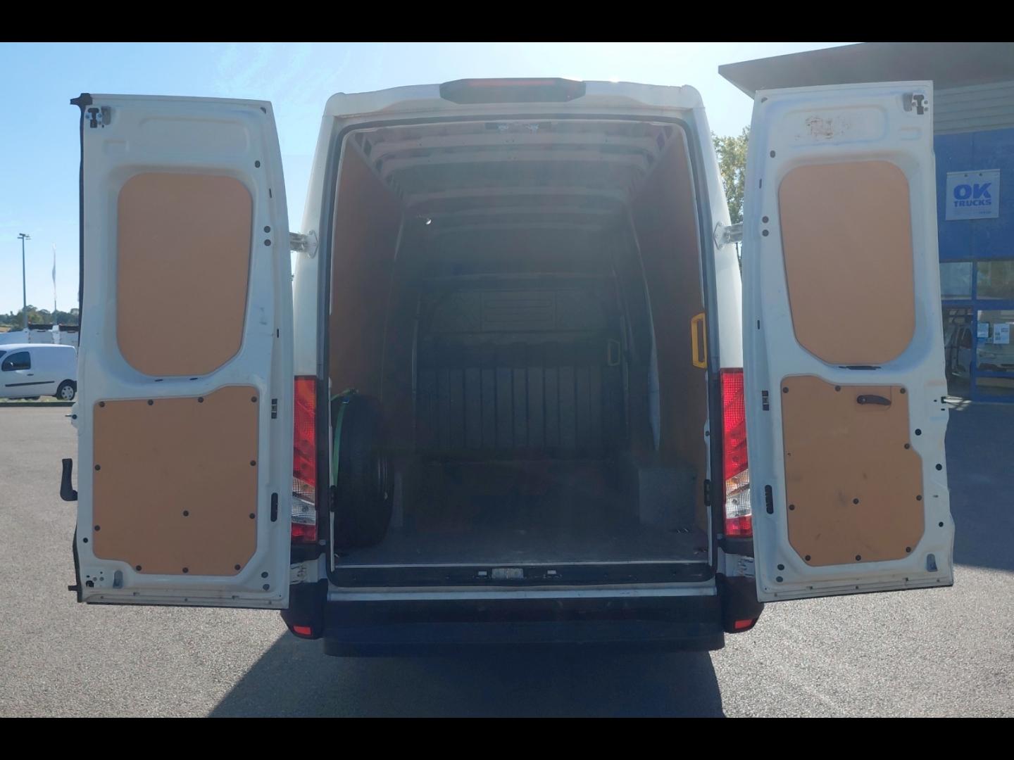Image IVECO Daily 35S Fg 35S14 2.3 V12