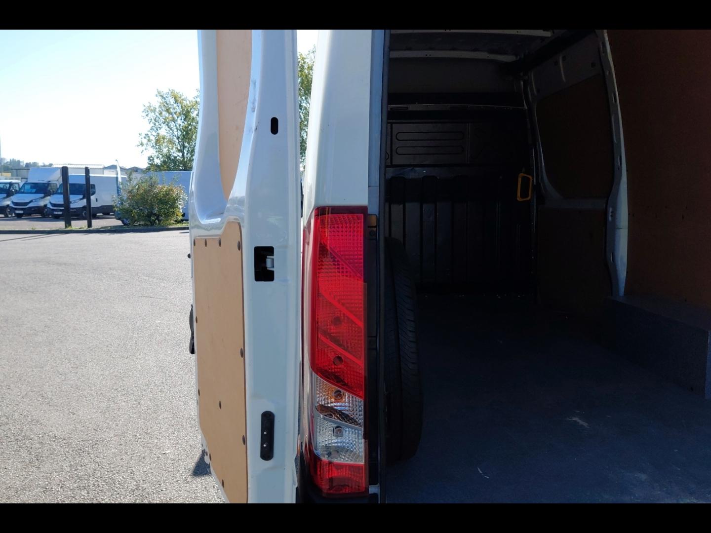 Image IVECO Daily 35S Fg 35S14 2.3 V12