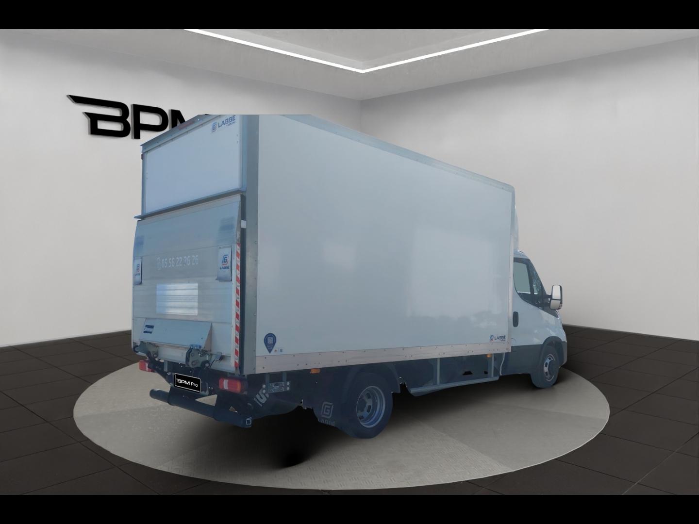 Image IVECO Daily CCb 35C16H empattement 4100 3.0 CAISSE HAYON