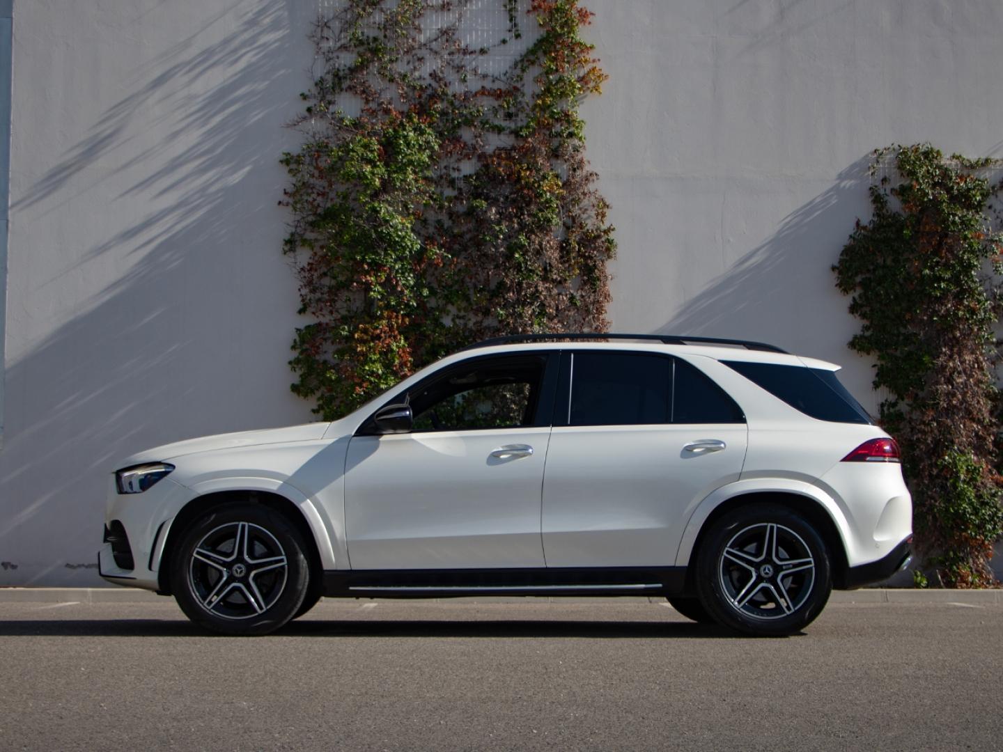 Image MERCEDES-BENZ GLE 300 d 245ch AMG Line 4Matic 9G-Tronic