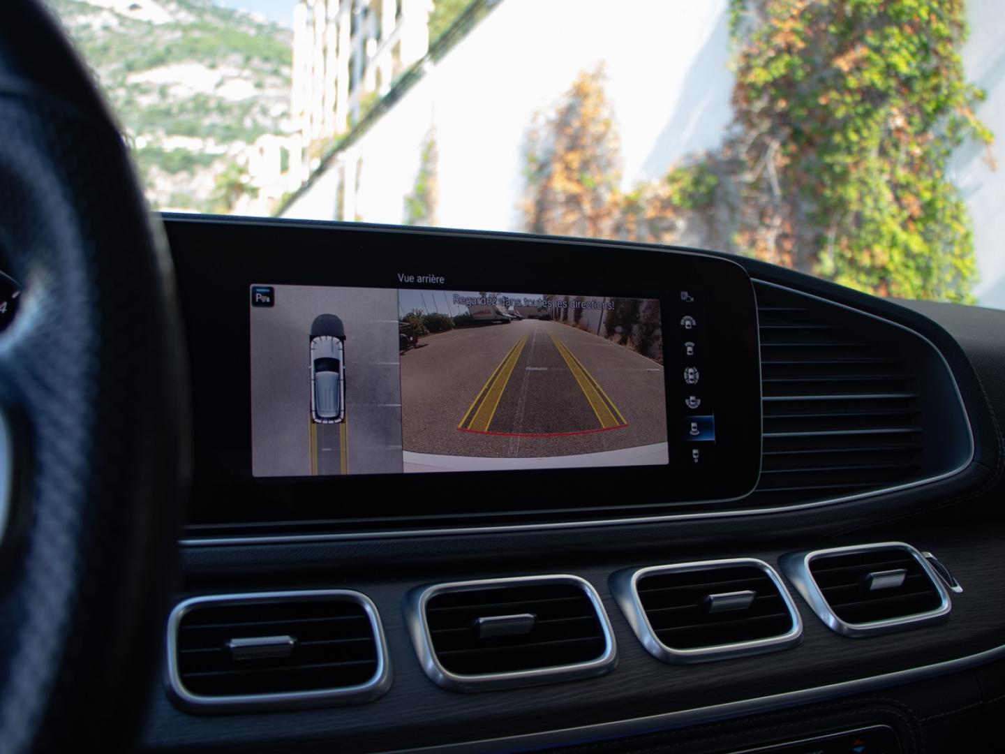 Image MERCEDES-BENZ GLE 300 d 245ch AMG Line 4Matic 9G-Tronic