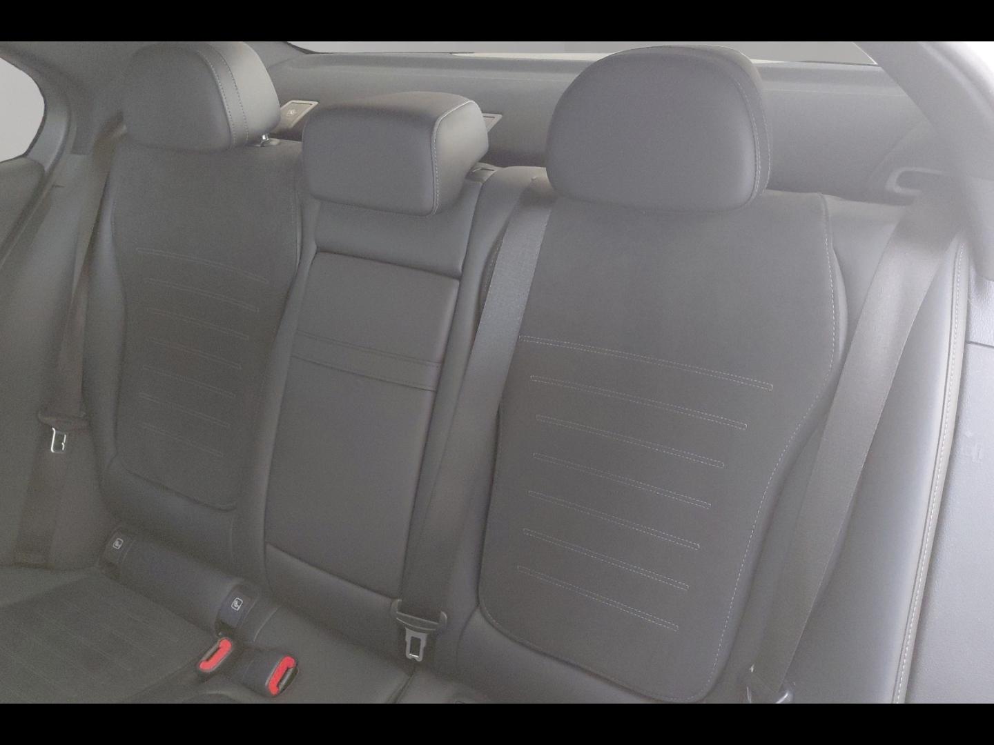 Image MERCEDES-BENZ Classe C 300 e 204+129ch AMG Line