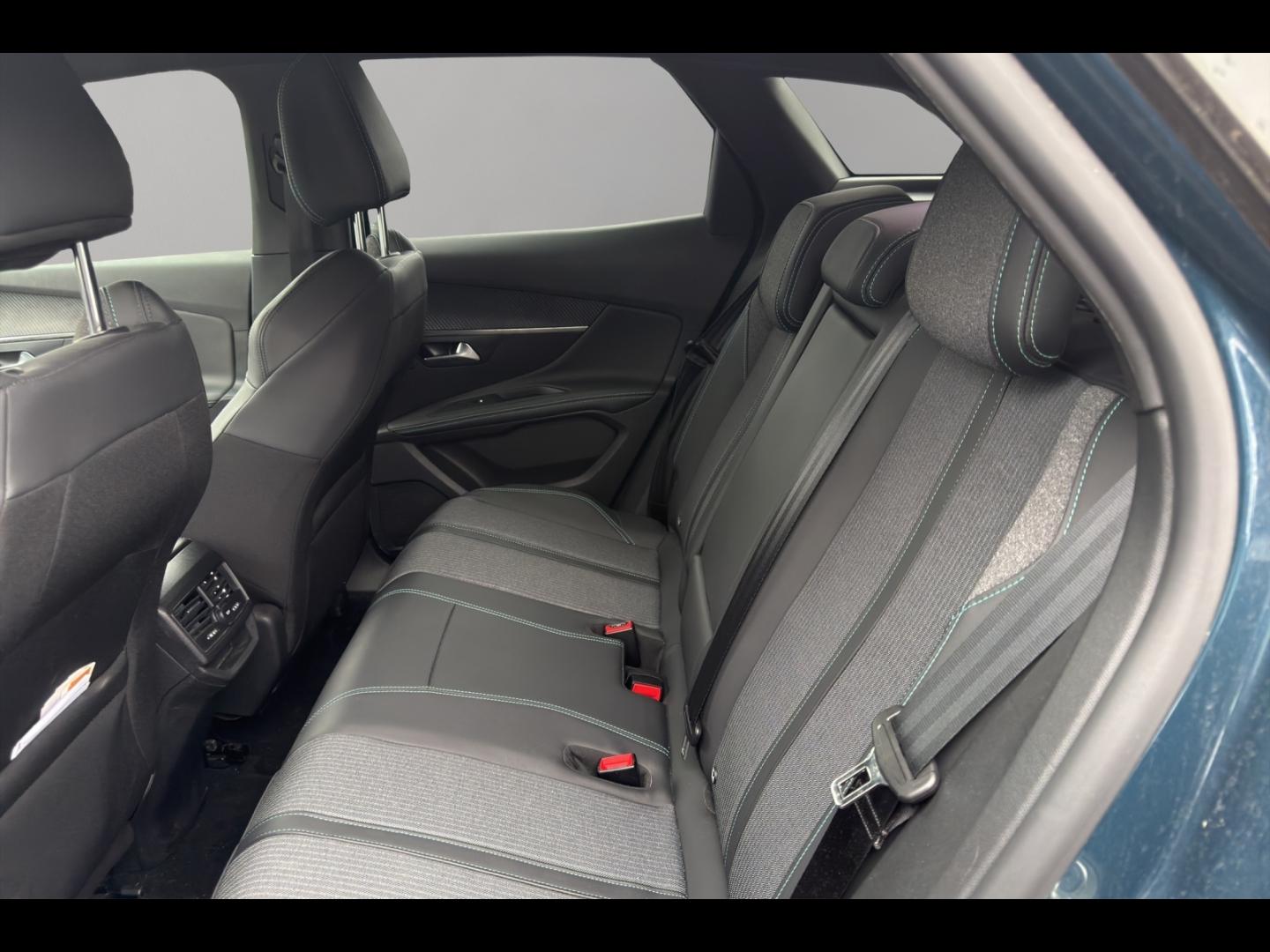 Image PEUGEOT 3008 Plug-in Hybrid 180ch Allure Pack e-EAT8