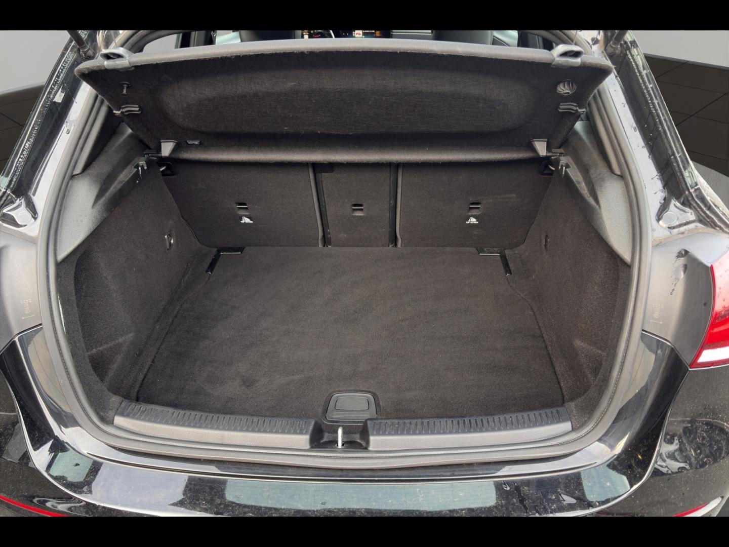 Image MERCEDES-BENZ Classe A 180d 116ch Progressive Line 8G-DCT