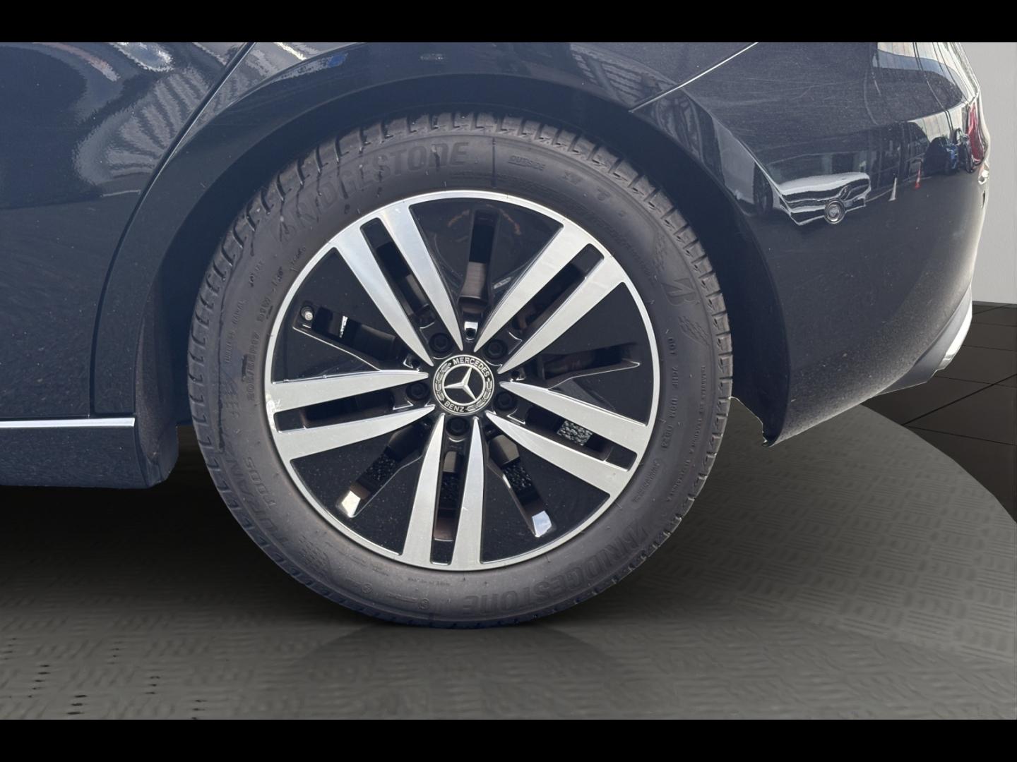 Image MERCEDES-BENZ Classe A 180d 116ch Progressive Line 8G-DCT