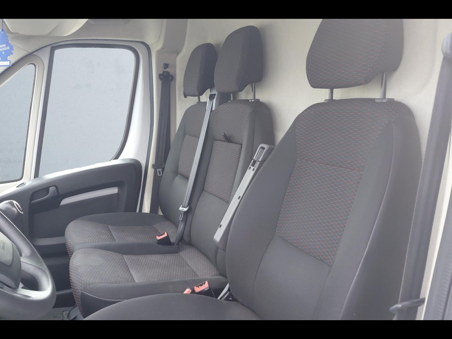Image CITROEN Jumper Fg 33 L1H1 2.2 BlueHDi 120 S&S Driver