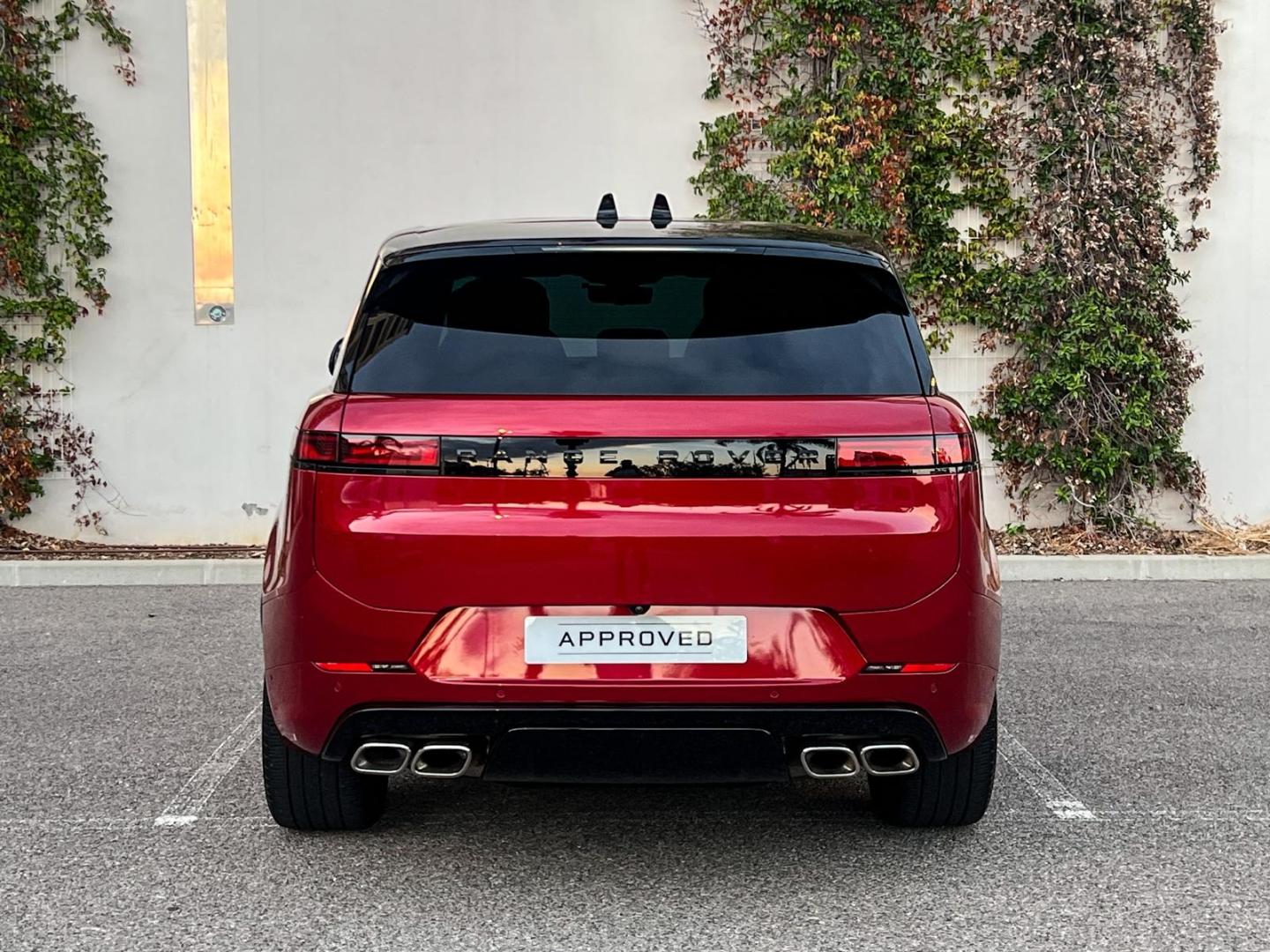 Image LAND-ROVER Range Rover Sport 4.4 P530 530ch First Edition