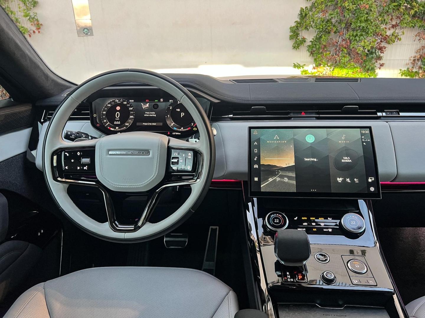 Image LAND-ROVER Range Rover Sport 4.4 P530 530ch First Edition