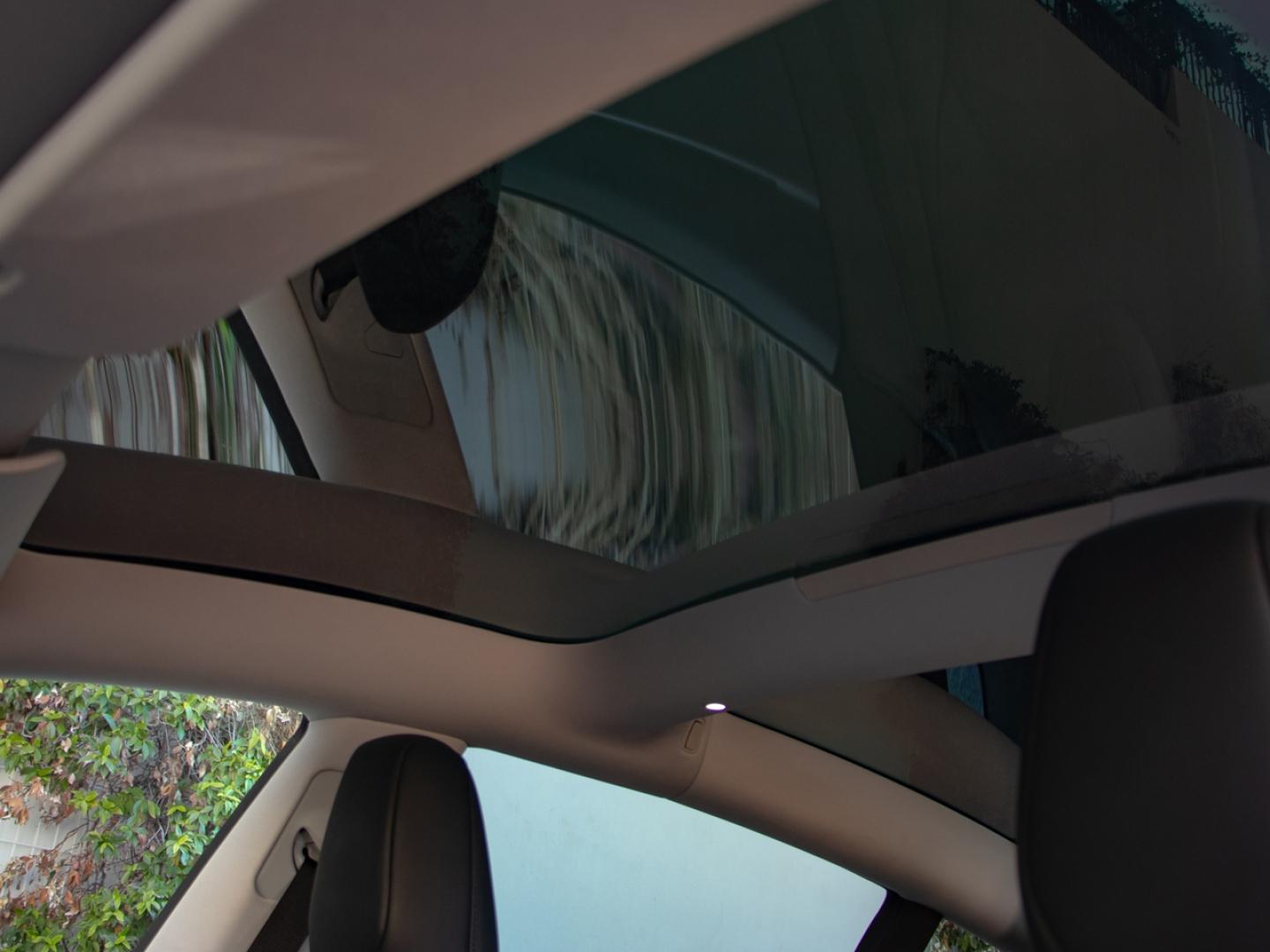 Image TESLA Model 3 Long-Range Dual Motor AWD